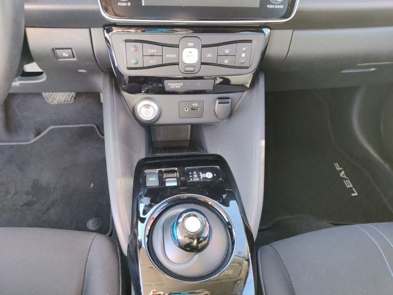 Nissan Leaf N-Connecta *360°Kamera*40kWh*Wärmepumpe*LED